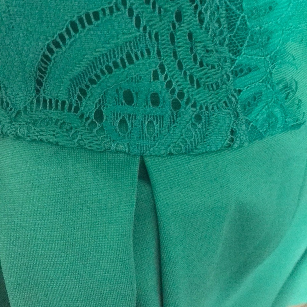 Spring dress - Picture 3 of 3